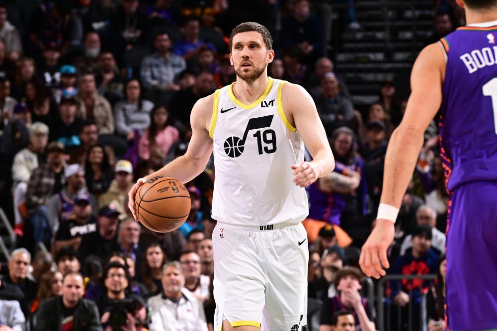 赖个别球员 赖个别球员